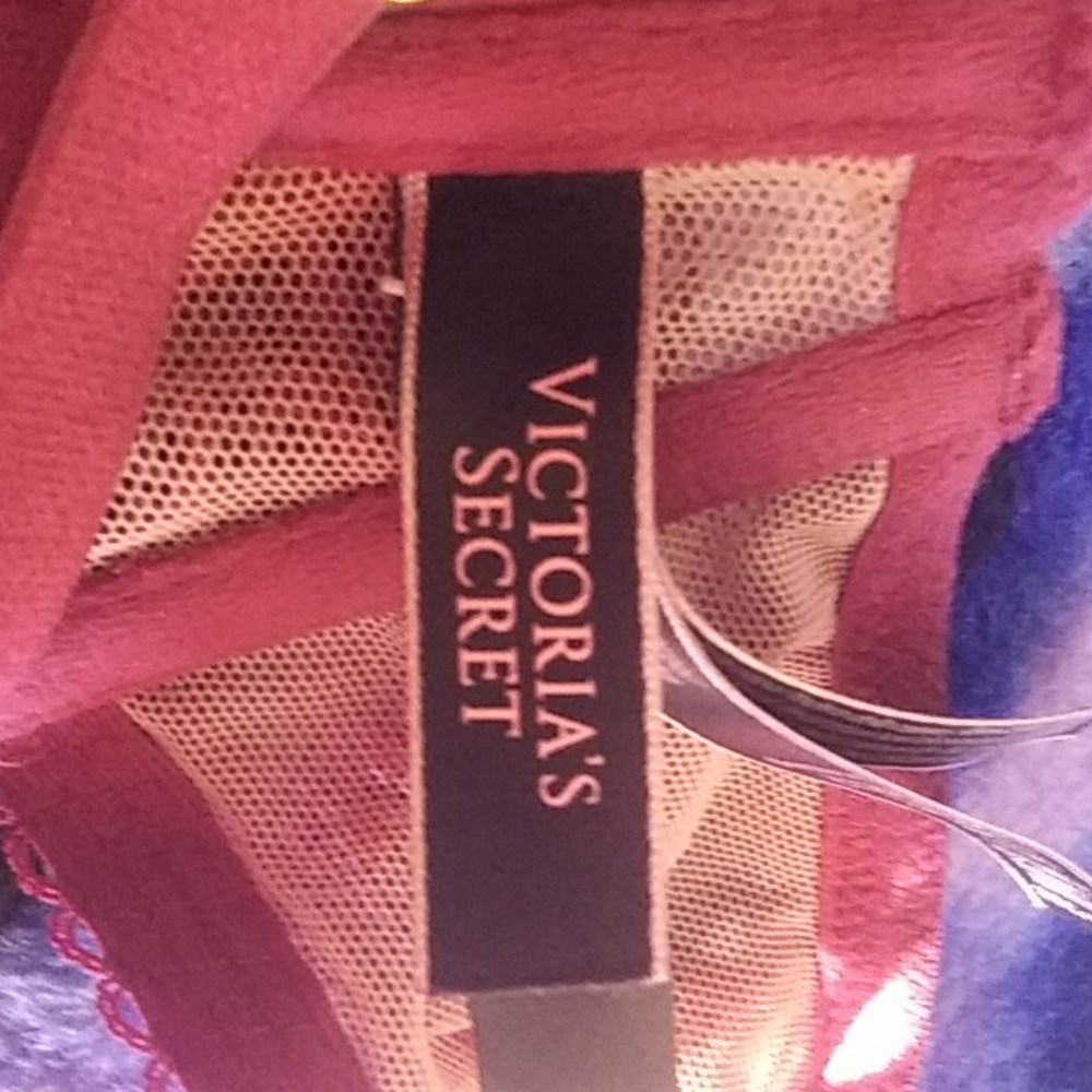 Victoria's secret bombshell 2cup sizes uplift/new!